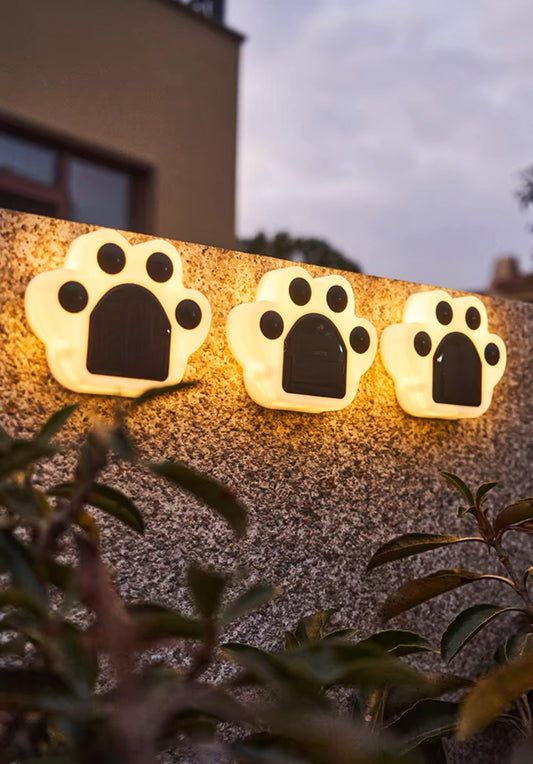 Solar Powered "Paw" Outdoor Decorating Light